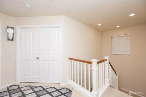 Entry Way - 2009 201st St E, Spanaway, WA 98387 photo 3 of 4