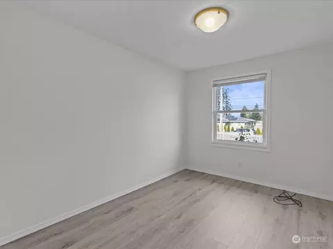 406 Pecks Dr, Everett, WA 98203 photo 17