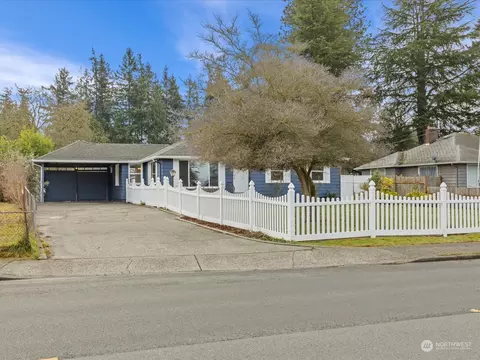 406 Pecks Dr, Everett, WA 98203 photo 2