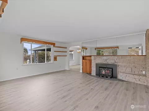 406 Pecks Dr, Everett, WA 98203 photo 6