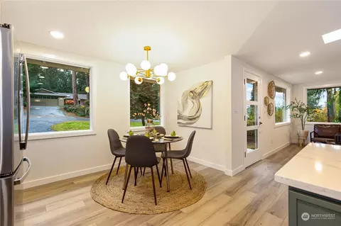 Dining - 24224 4th Pl W, Bothell, WA 98021 photo 2 of 3