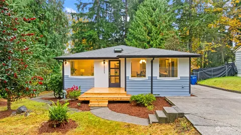 Exterior - 24224 4th Pl W, Bothell, WA 98021 photo 2 of 6