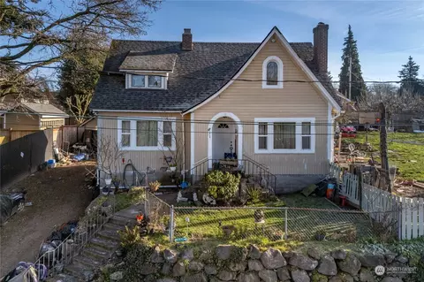 811 S Stevens St, Tacoma, WA 98405