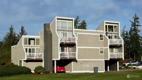 1963 Woodcock Rd #203A, Sequim, WA 98382