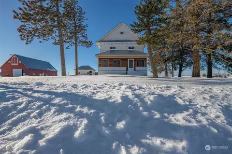 365 Rd O NW, Waterville, WA 98858