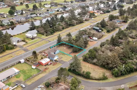 448 Ensign Ave NW, Ocean Shores, WA 98569
