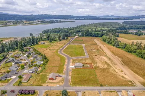 9 Sunnyfield Dr #LOT 24, Cathlamet, WA 98612