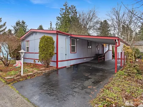 815 124th St SW #131, Everett, WA 98204