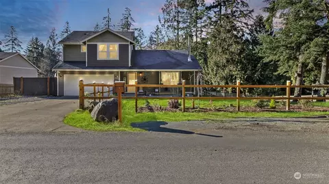 30404 56th Ave S, Roy, WA 98580