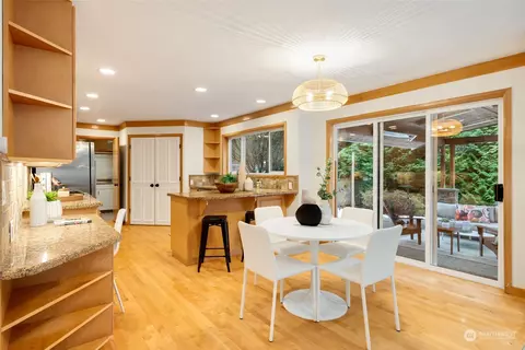 11115 NE 160th Pl, Bothell, WA 98011 photo 9