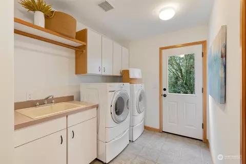 11115 NE 160th Pl, Bothell, WA 98011 photo 18