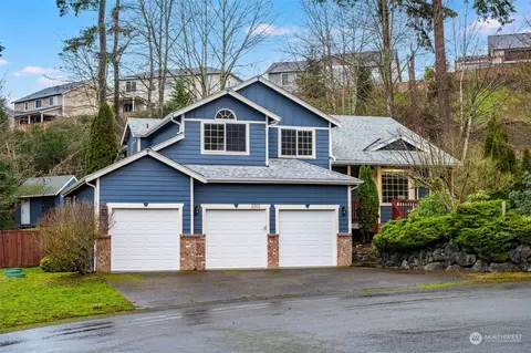 2303 13th Avenue Ct SW, Puyallup, WA 98371