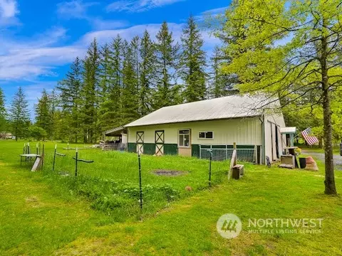 8759 Kendall Rd, Maple Falls, WA 98266 photo 5