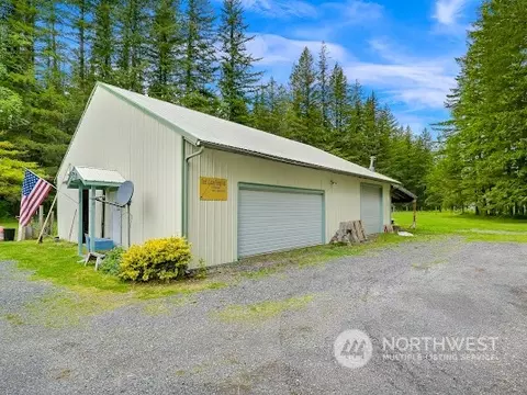 8759 Kendall Rd, Maple Falls, WA 98266 photo 3