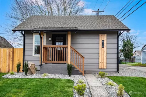 613 S 63rd St, Tacoma, WA 98408