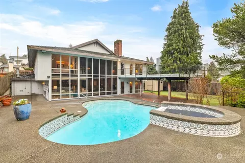 3609 Northshore Blvd NE, Tacoma, WA 98422