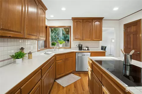 Kitchen - 14829 17th Ct SE, Mill Creek, WA 98012 photo 4 of 4