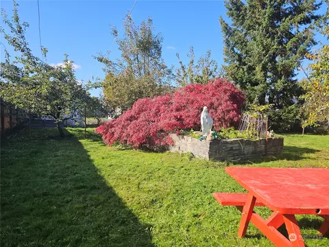 1588 Florence St, Enumclaw, WA 98022 photo 40