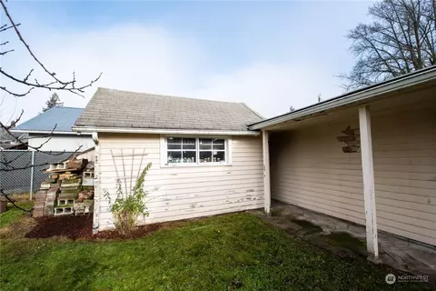 1588 Florence St, Enumclaw, WA 98022 photo 29