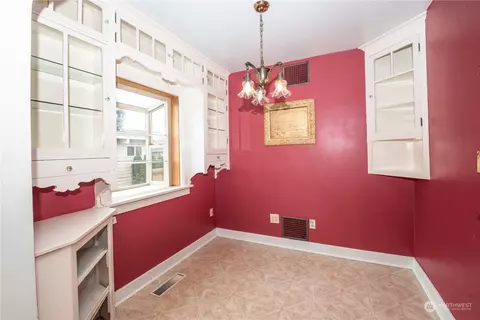 1588 Florence St, Enumclaw, WA 98022 photo 17