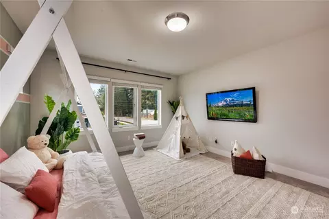 Bedroom - 4432 234th Pl SE, Bothell, WA 98021 photo 5 of 7