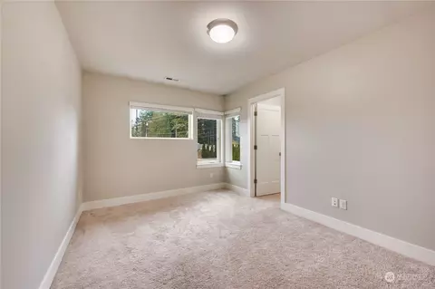 Bedroom - 4432 234th Pl SE, Bothell, WA 98021 photo 7 of 7