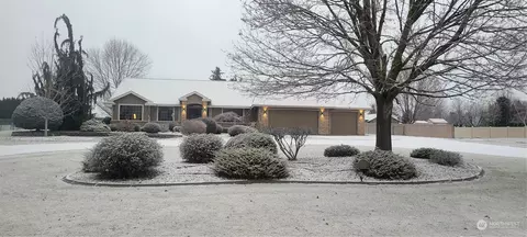 5570 Ridgeview Dr Loop NE, Moses Lake, WA 98837