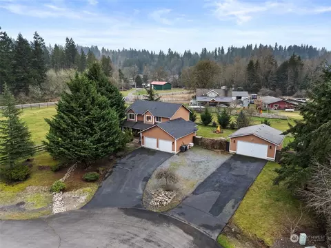 6706 261st St E, Graham, WA 98338