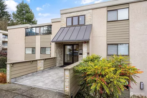 1130 5th Ave S #102, Edmonds, WA 98020