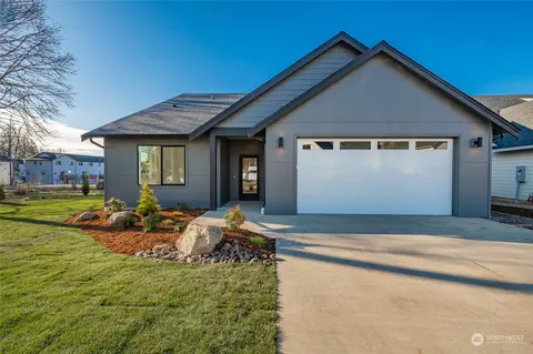 297 Sweet Gum Dr, Blaine, WA 98230