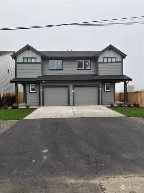 303 107th St S #2, Tacoma, WA 98444