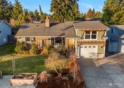 842 NE 151st St, Shoreline, WA 98155