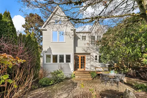 1925 E Lynn St, Seattle, WA 98112 photo 30