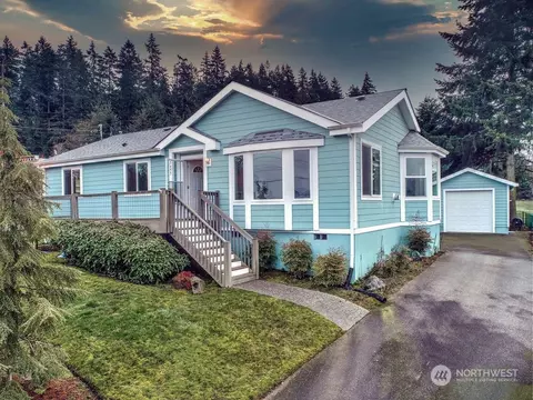 5455 Pleasant View Ln, Freeland, WA 98249