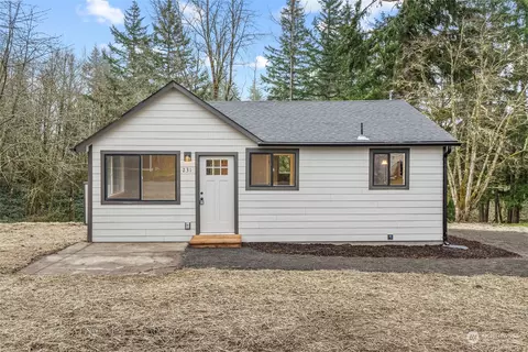 231 Holcomb Spur Rd, Kelso, WA 98626