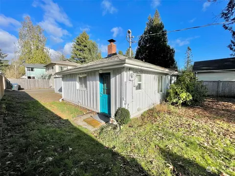1632 Langridge Ave NW, Olympia, WA 98502