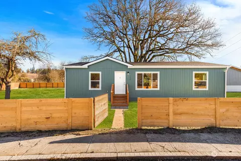 1406 Crescent Ave, Centralia, WA 98531