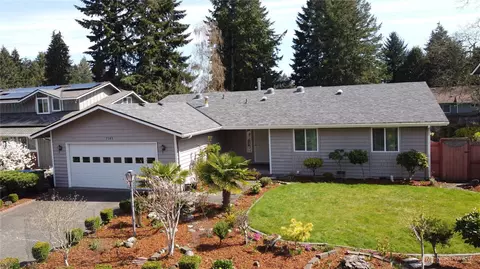 7103 95th Ave SW, Lakewood, WA 98498