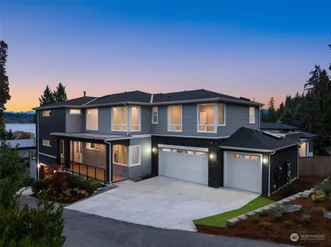 236 W Lake Sammamish Pkwy SE, Bellevue, WA 98008