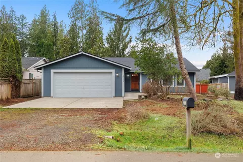 9733 Whitecap Dr NW, Olympia, WA 98502