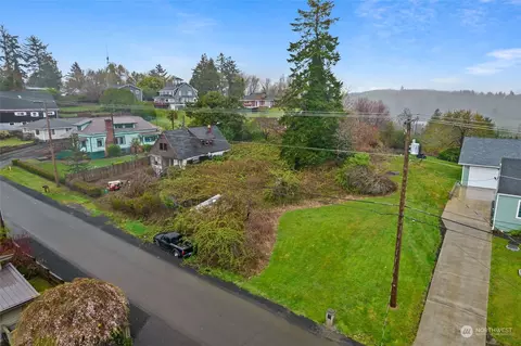 1129 Summit Ave, Raymond, WA 98577 photo 5