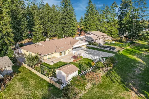 17617 SE 293rd Pl, Kent, WA 98042