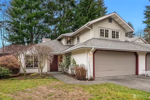 10225 NE 138th Pl, Kirkland, WA 98034