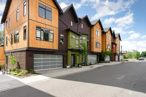 16017 1st Ave NE, Duvall, WA 98019