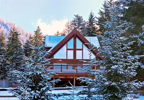 681 Huntrick Dr, Cle Elum, WA 98922