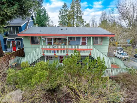 2455 Queen Anne Ave N, Seattle, WA 98109