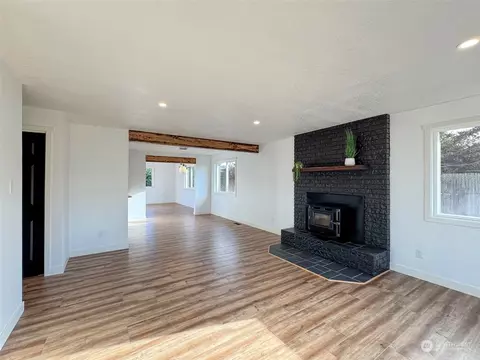 40 Valley View Dr, Sequim, WA 98382 photo 8