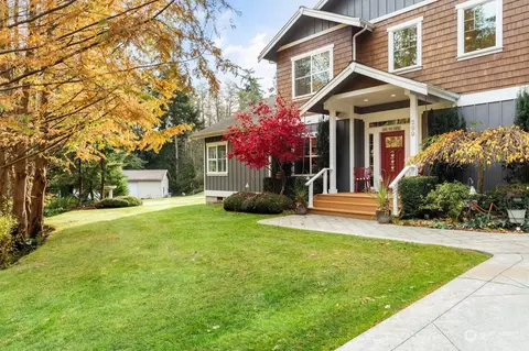 299 Aloha Pl, Coupeville, WA 98239