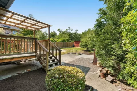 Exterior - 736 N 96th, Seattle, WA 98103 photo 6 of 11