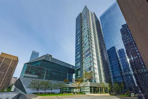 909 5th Ave #801, Seattle, WA 98164